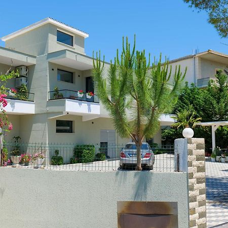 Hotel Celaj Vlorë Exteriör bild